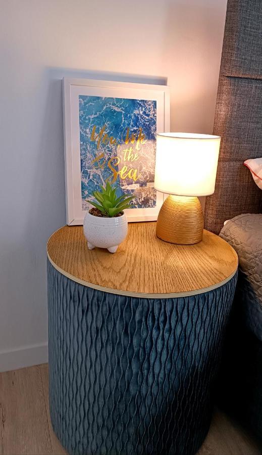 Apartman Leona Lovran Eksteriør bilde